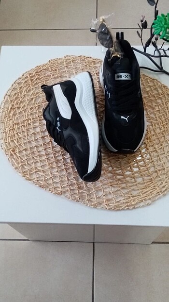 39 Beden Puma siyah spor ayakkabı