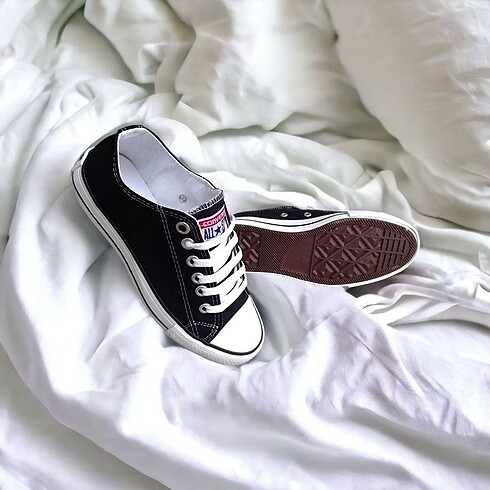 40 Beden siyah Renk Siyah converse