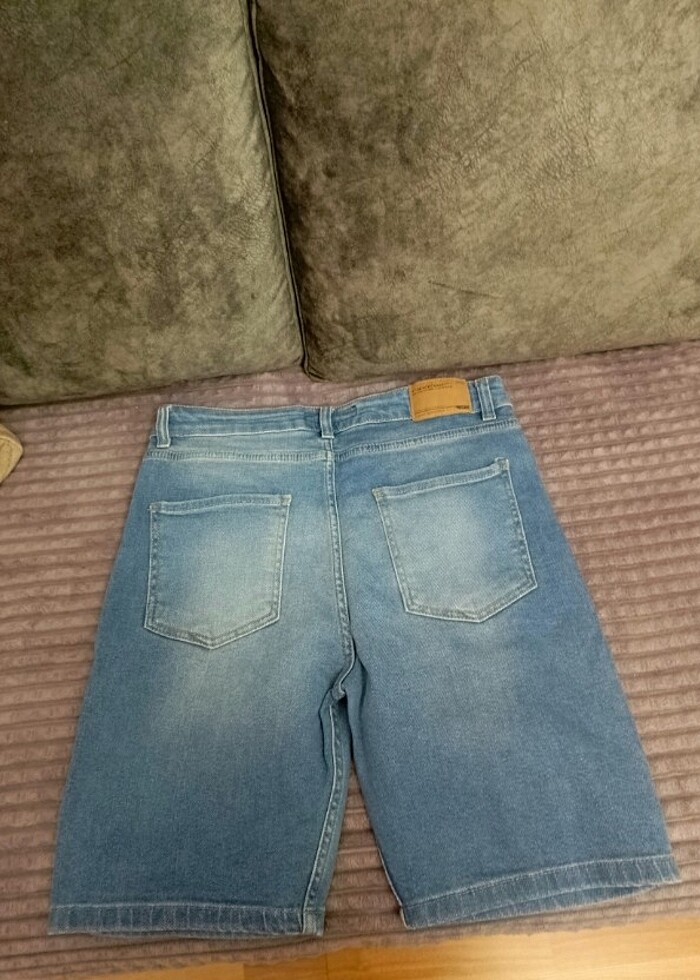 Yeni kullanılmadı erkek kot şort - Görsel 2