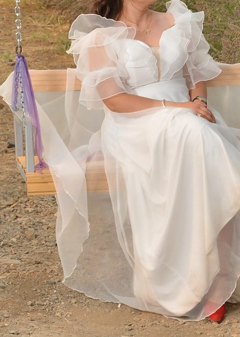 Beyaz Straplez Vintage Gelinlik