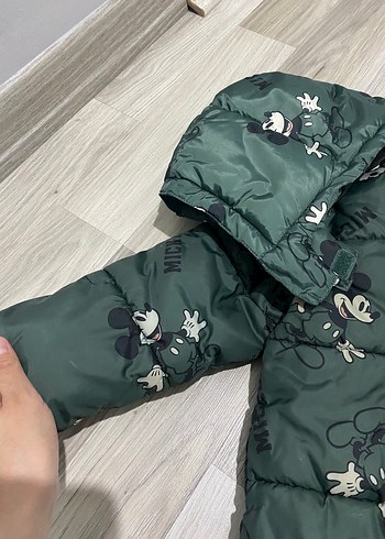 Erkek Çocuk Kapüşonlu Baskılı Fermuarlı Mont - Görsel 3