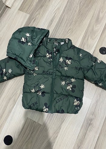 Erkek Çocuk Kapüşonlu Baskılı Fermuarlı Mont - Görsel 4