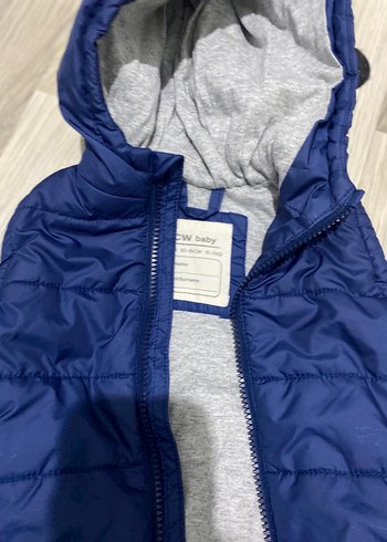 Kapüşonlu Mavi Erkek Çocuk Yeleği - Görsel 2