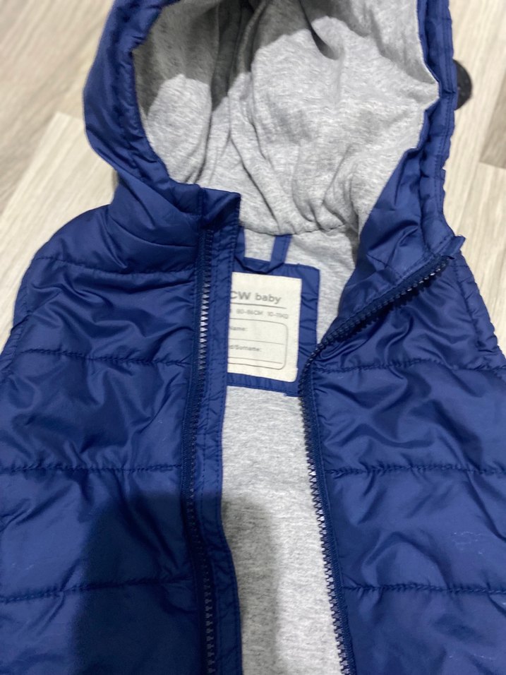 Kapüşonlu Mavi Erkek Çocuk Yeleği - Görsel 2