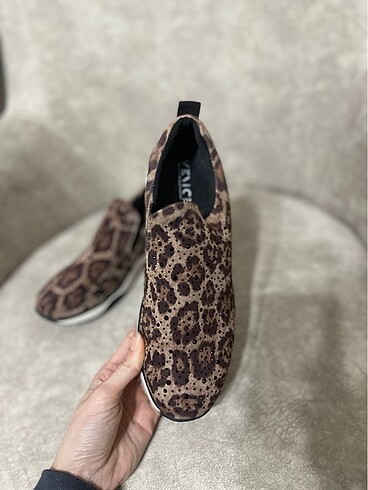39 Beden Venice Marka Leopar Ayakkabı