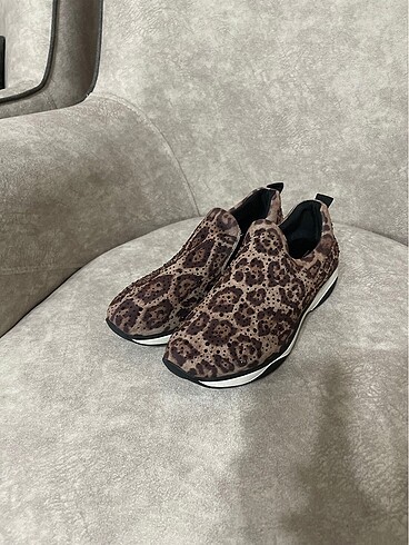 Venice Marka Leopar Ayakkabı