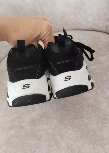 37,5 Beden skechers spor ayakkabı