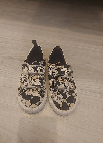 Hm mickey mouse unixes ayakkabi