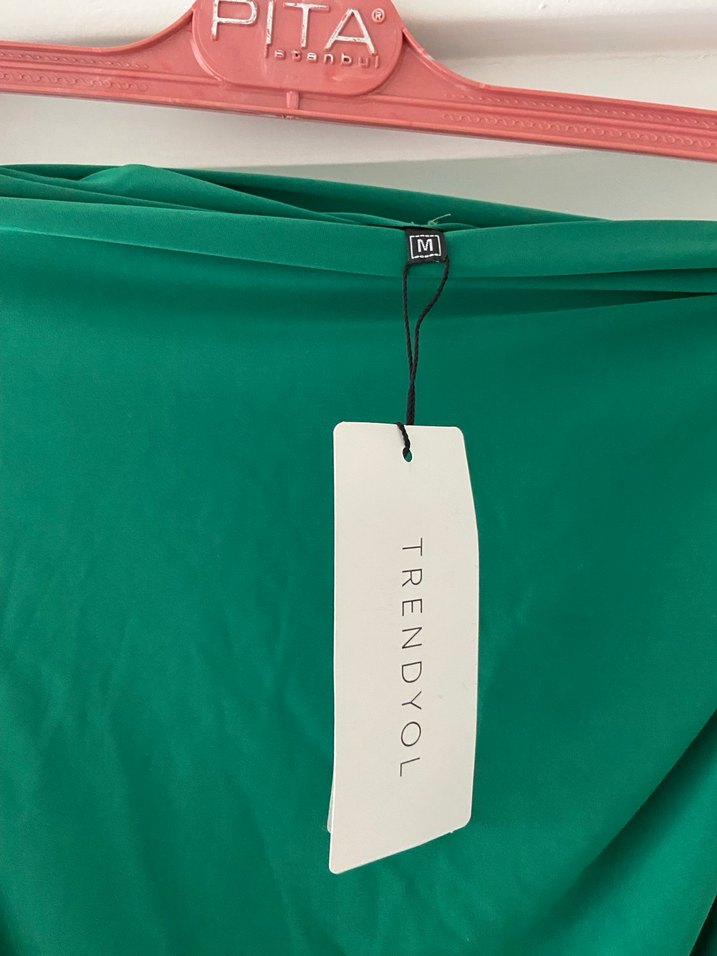 Drapeli zümrüt Yeşil bluz - Görsel 2