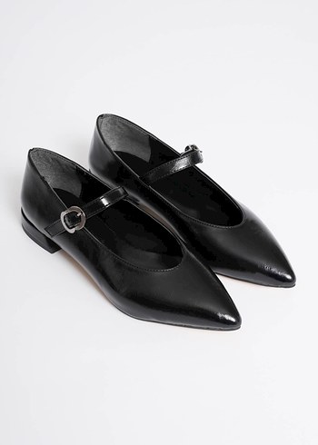 Klasik Siyah Tokalı Kadın Düz Ayakkabı - Görsel 2