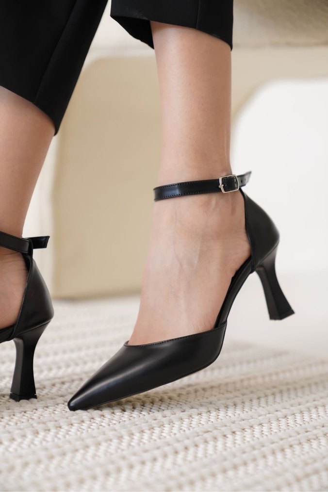 Klasik Siyah Tokalı Stiletto Topuklu Ayakkabı - Görsel 2