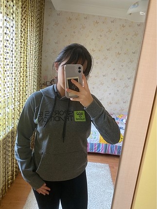 Hummel sweat