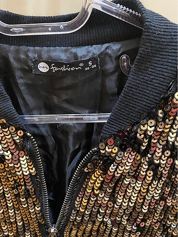 Gold payetli ceket - Görsel 4