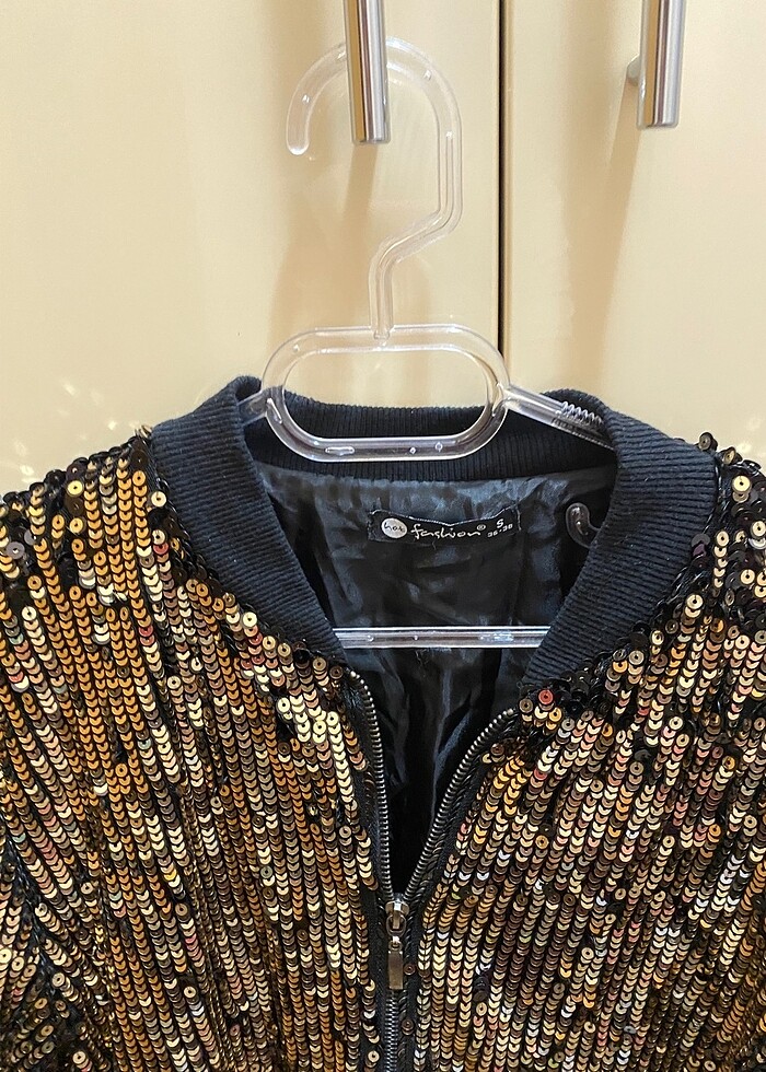 Gold payetli ceket - Görsel 3