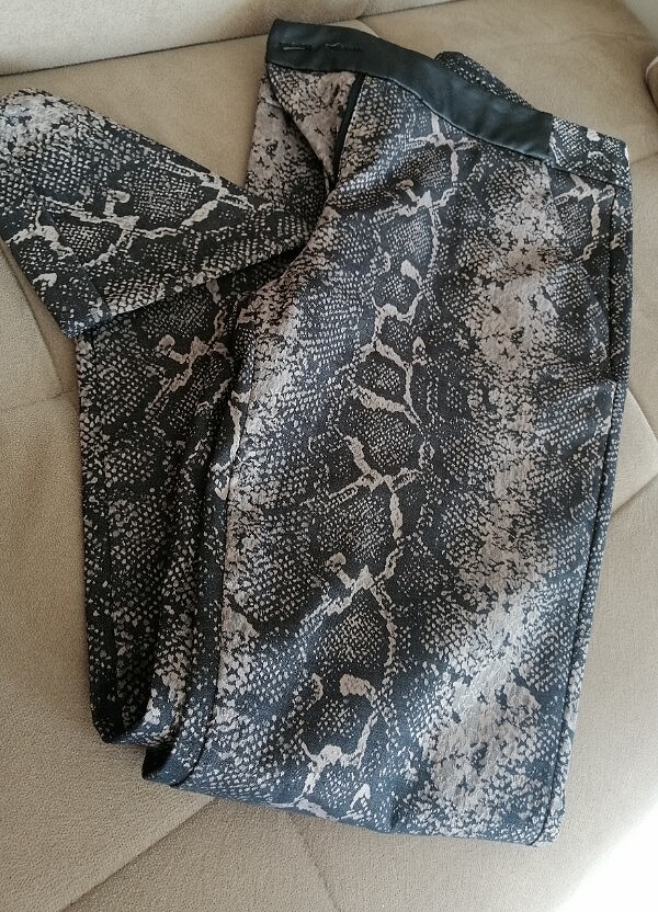 TRENDYOL MİLLA LEOPAR DESENLİ PANTOLON  - Görsel 4