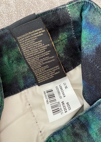 Kadın Batik Desenli Kemerli Kot Pantolon - Görsel 6