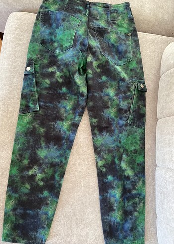 Kadın Batik Desenli Kemerli Kot Pantolon - Görsel 7