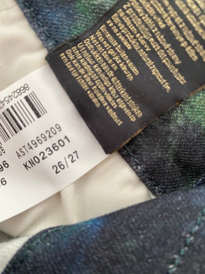 Kadın Batik Desenli Kemerli Kot Pantolon - Görsel 5