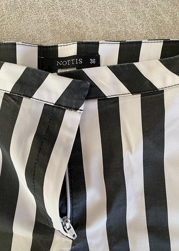 Çizgili Kadın Mini Şort - Görsel 3