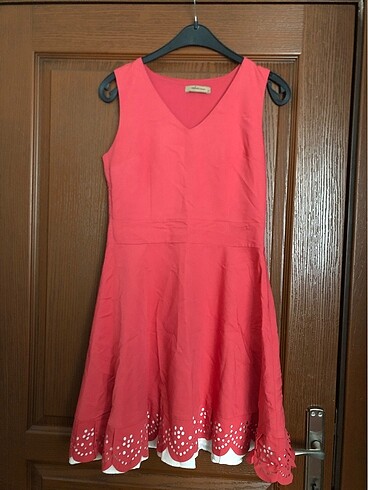 pembe elbise