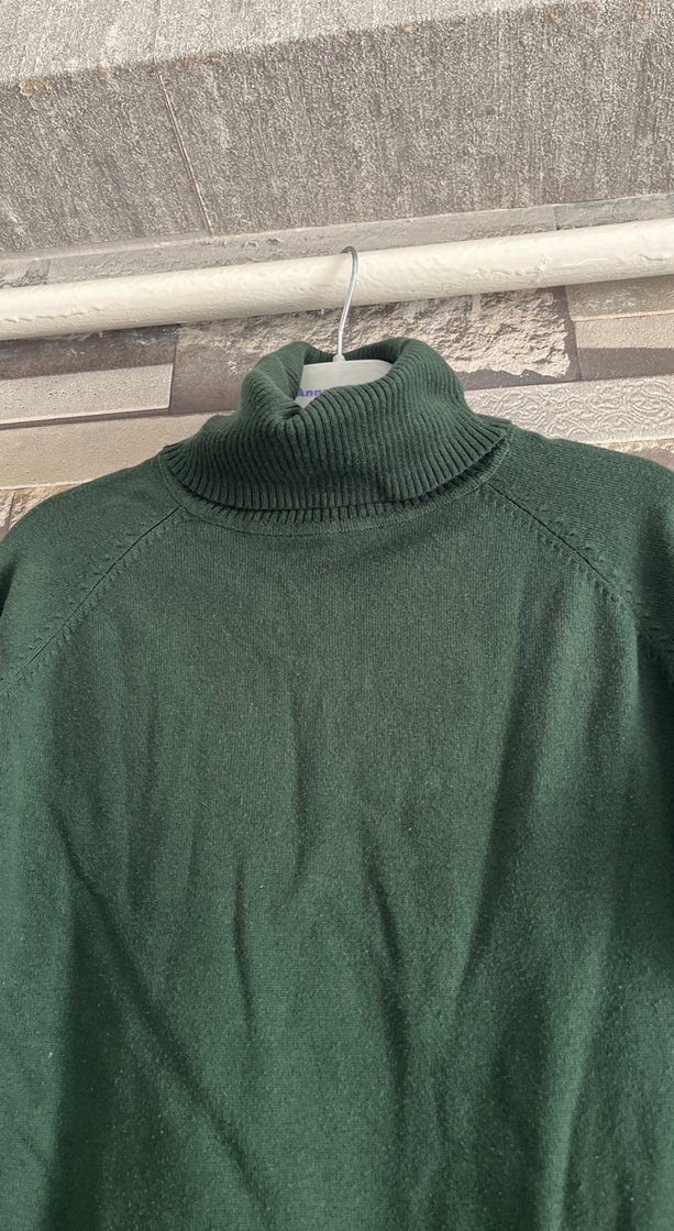 Kadın Yeşil Boğazlı Örgü Kazak - Görsel 2