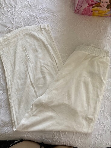 Beyaz pantolon
