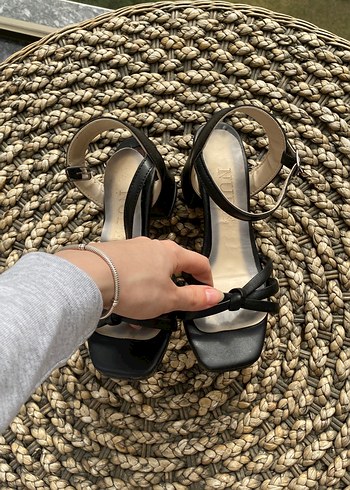 Siyah topuklu Kadın Ayakkabı - Görsel 3