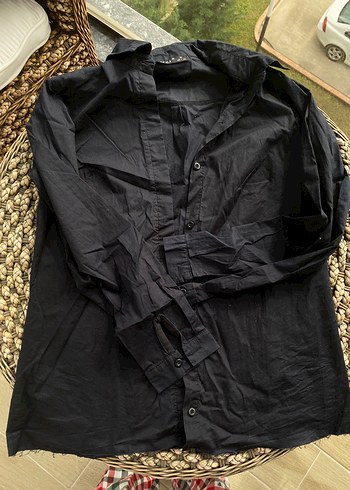 Düğmeli Siyah Gömlek - Görsel 4