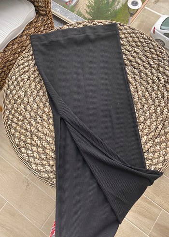 Siyah Piliseli Uzun Kadın Etek - Görsel 2