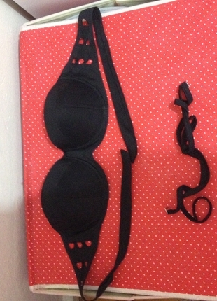 Diğer Siyah Bikini Üstü