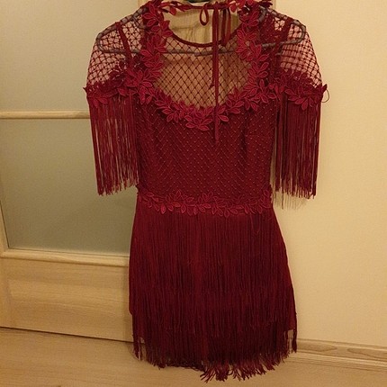 36 Beden Bordo püsküllü elbise