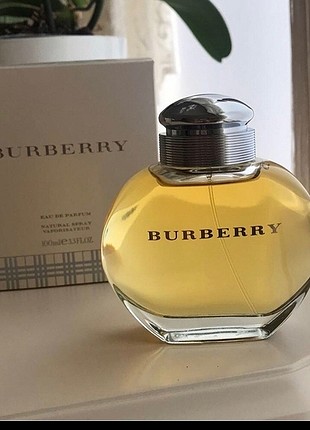 diğer Beden çeşitli Renk burberry orjinal parfüm 