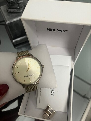 nine west kadın saat
