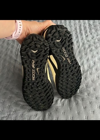 Nike Erkek Futbol Ayakkabısı orjinal