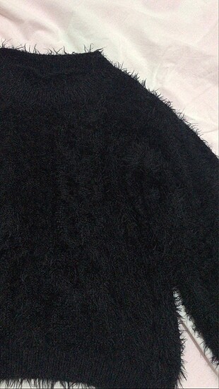 Zara Siyah tüylü yumoş kazak