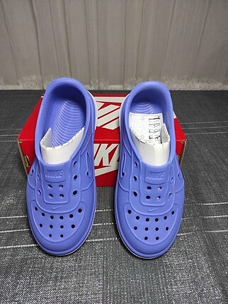 27 Beden mavi Renk 27 numara Nike sandalet