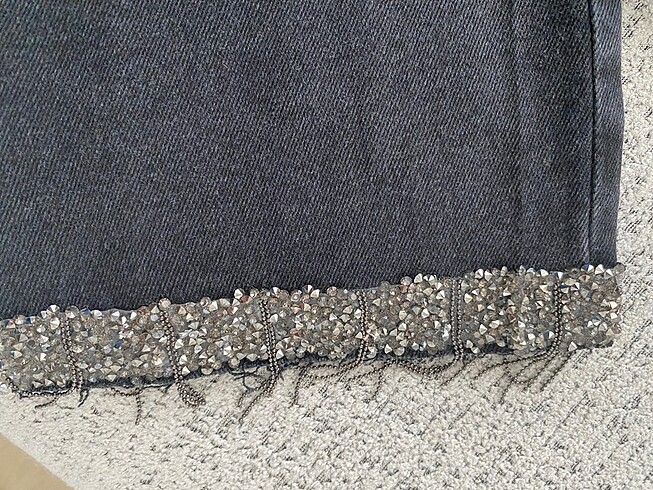 Zara Taşlı jean