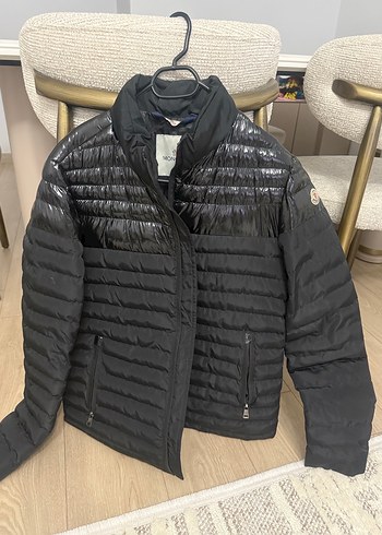 Moncler m