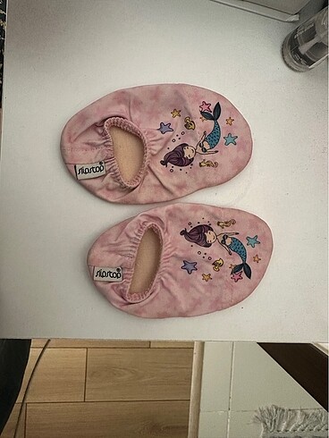 19 numara kaydırmaz havuz patiği slip stop