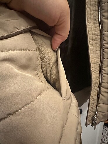 Stradivarius Şişme mont stradivarius