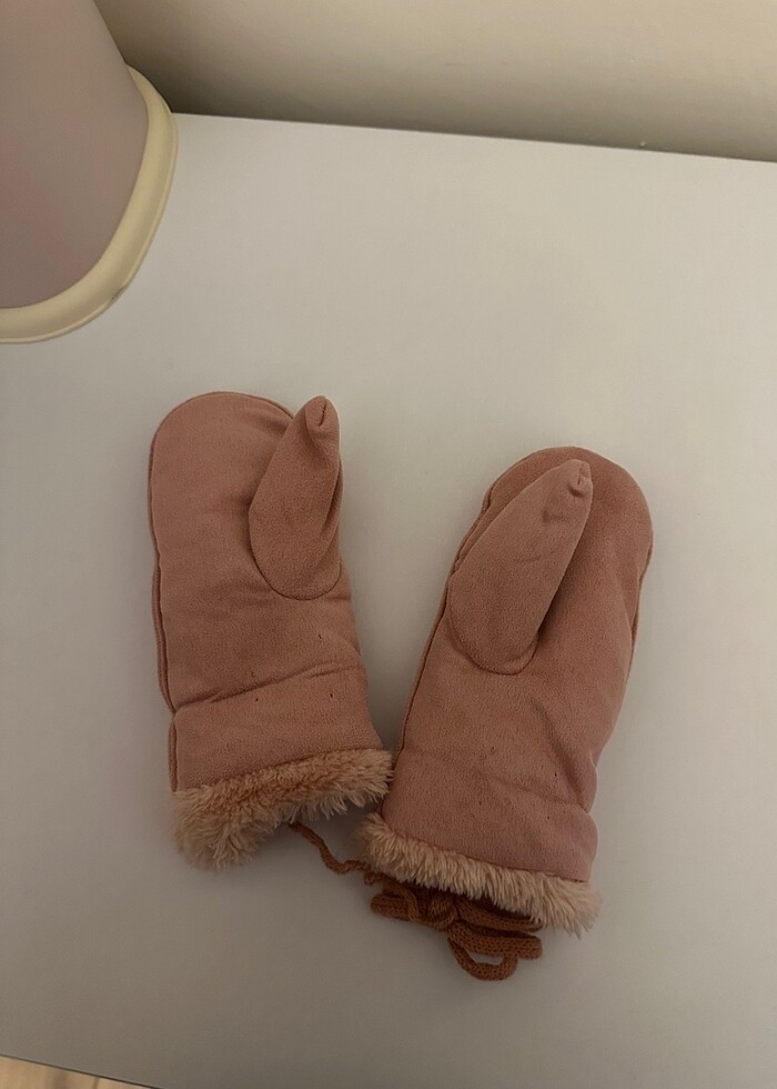 İçi kürklü süet yüzeyli 1-3 yaş parmaksız eldiven - Görsel 2
