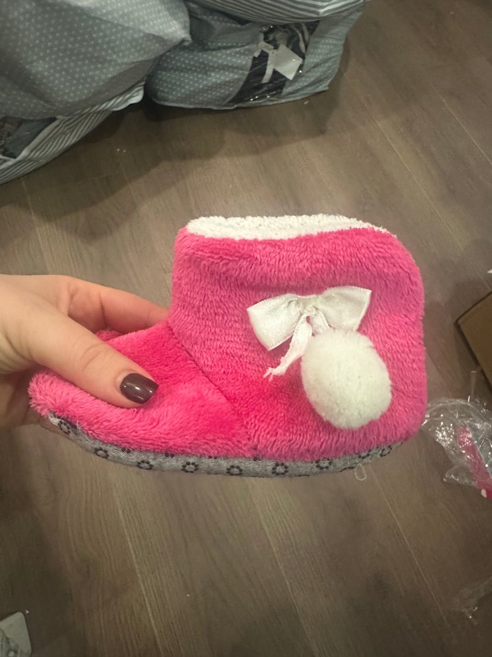 Kızlar için Pembe Sıcak Peluş Terlik - Görsel 3