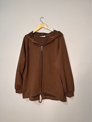 l Beden Sweatshirt kapüşonlu