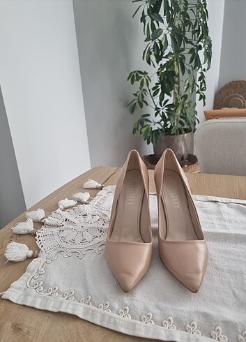40 Beden Shoeberry yüksek topuk nude stiletto