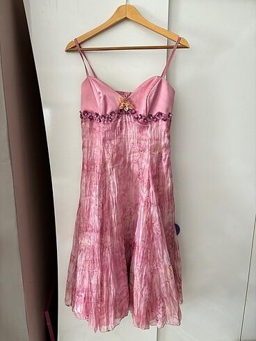 pembe abiye elbise