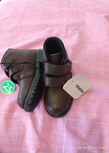 çocuk botu - Görsel 3