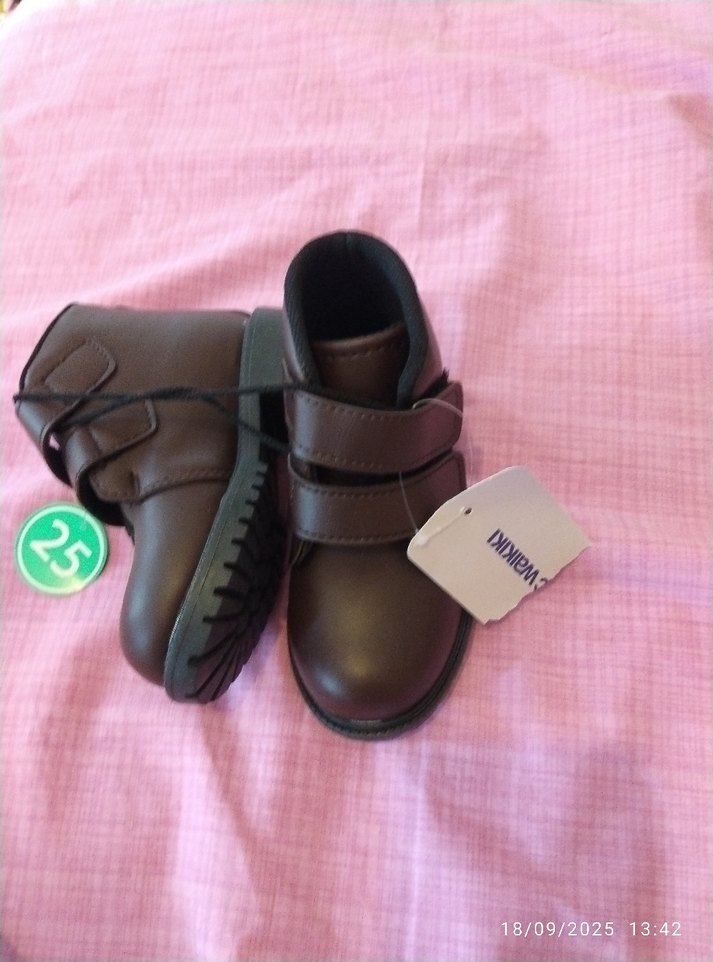 çocuk botu - Görsel 3