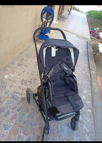Gri Bebek Arabası