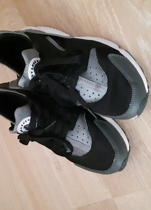 Nike hunrache