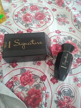 Farmasi signature parfum